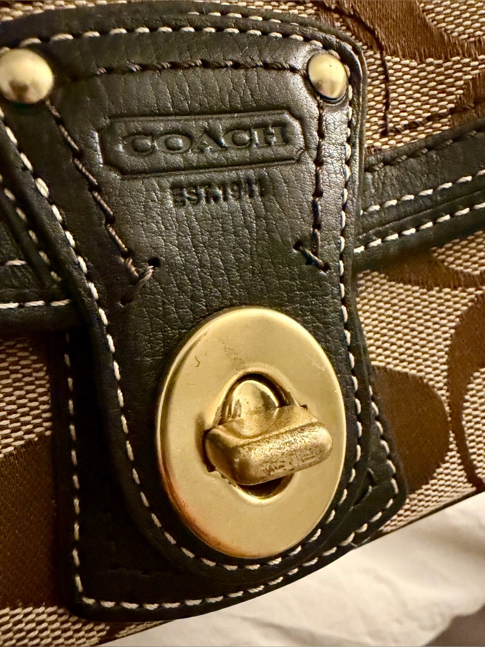 👑✅PRICE FIRM✅ Beautiful Brown COACH Legacy Signature CC Canvas Mini Bag - Picture 10 of 16